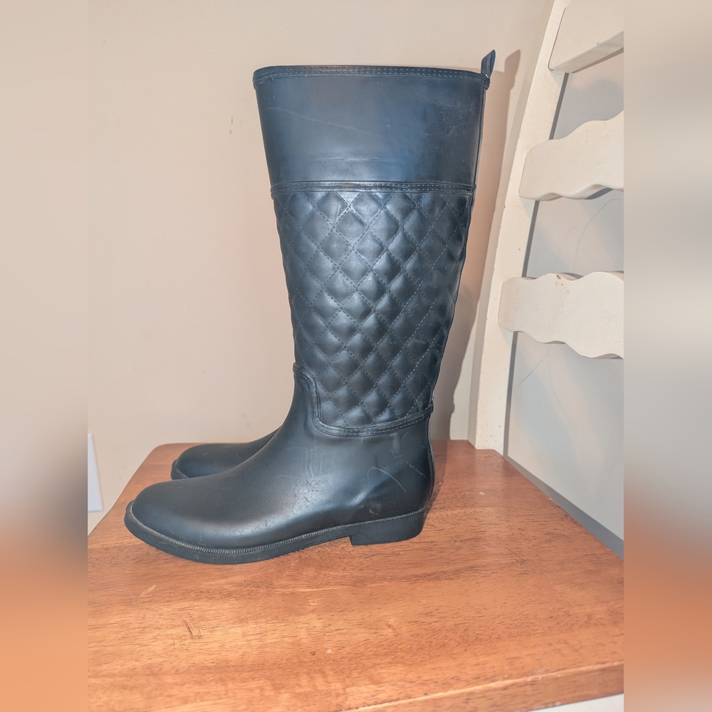 Merona Black Rubber Boots- Sz 8 - Picture 3 of 7